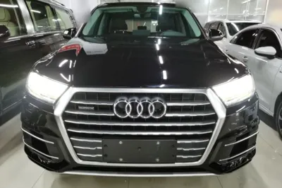 Audi Q7 2019, 101100 км, за 27989 USD