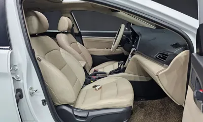 Hyundai Avante 2020, 73805 км, за 10343.49 USD - фото 12