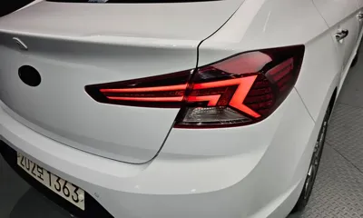 Hyundai Avante 2020, 73805 км, за 10343.49 USD - фото 23