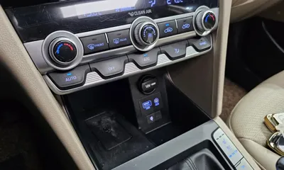 Hyundai Avante 2020, 73805 км, за 10343.49 USD - фото 31