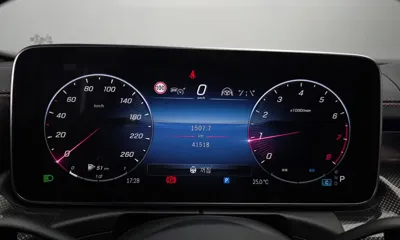 Mercedes-Benz C-Class 2023, 41518 км, за 28291.98 USD - фото 8