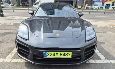 Porsche Panamera · 2024 год