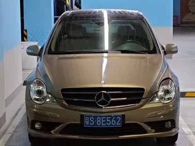 Mercedes-Benz R-Class 2010, 170000 км, за 4057.88 USD