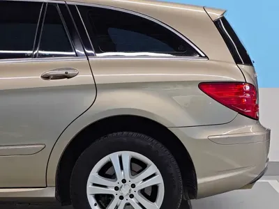 Mercedes-Benz R-Class 2010, 170000 км, за 4057.88 USD