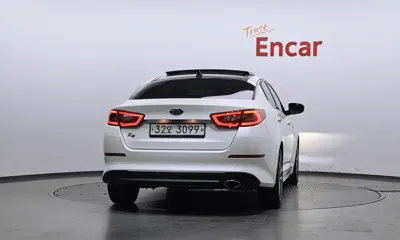 Kia K5 2014, 174340 км, за 3581.43 USD
