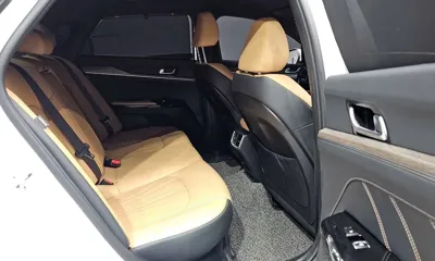 Kia K5 2020, 56801 км, за 15916.87 USD - фото 11
