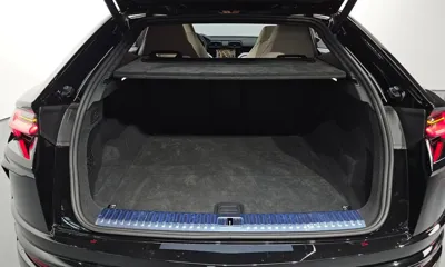 Lamborghini Urus 2020, 12958 км, за 220671.22 USD - фото 20