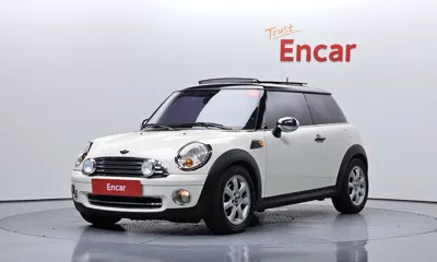 MINI Cooper · 2010 год