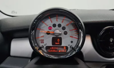 MINI Cooper 2010, 122608 км, за 2181.39 USD - фото 8