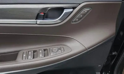 Hyundai Grandeur 2019, 70143 км, за 10401.09 USD - фото 11