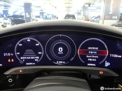 Porsche Taycan 2021, 26245 км, за 91390.65 USD - фото 8