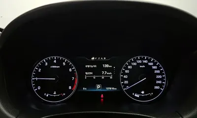 Hyundai Genesis 2016, 137816 км, за 6940.78 USD - фото 8