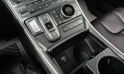 Hyundai Santafe 2021, 125144 км, за 12833.88 USD - фото 9