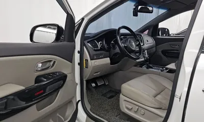 Kia Canival 2015, 141166 км, за 5720.6 USD - фото 10