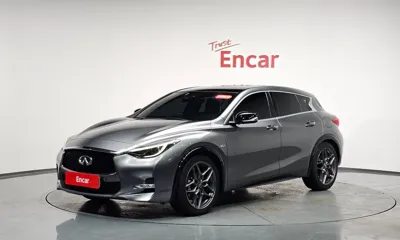 Infiniti Q30 · 2017 год