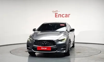 Infiniti Q30 2017, 97309 км, за 5894.03 USD