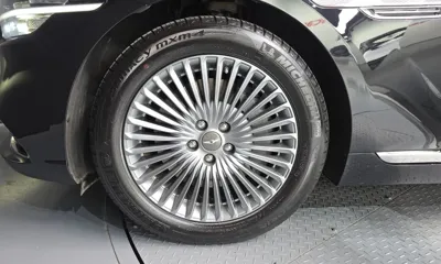 Genesis G90 2019, 36637 км, за 22673.2 USD