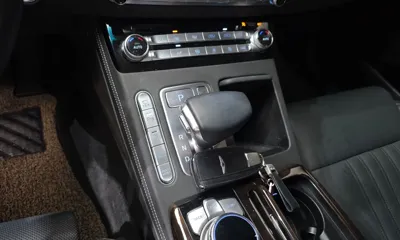 Genesis G90 2019, 36637 км, за 22673.2 USD - фото 9