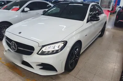 Mercedes-Benz C-Class · 2021 год