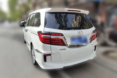 Honda Elysion 2016, 183400 км, за 16225 USD