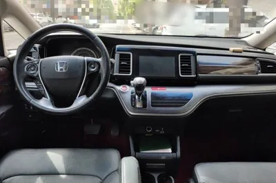 Honda Elysion 2016, 183400 км, за 16225 USD - фото 18