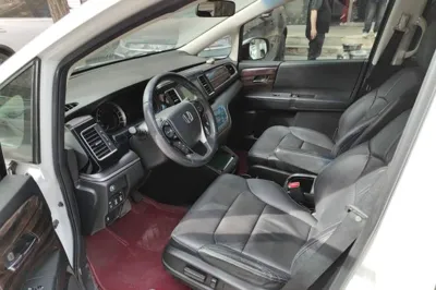 Honda Elysion 2016, 183400 км, за 16225 USD - фото 19