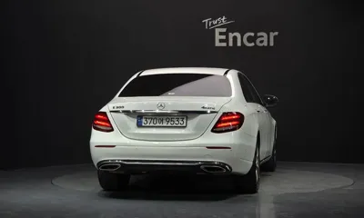 Mercedes-Benz E-Class 2019, 83501 км, за 16783.78 USD