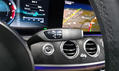 Mercedes-Benz E-Class 2019, 83501 км, за 16783.78 USD - фото 9