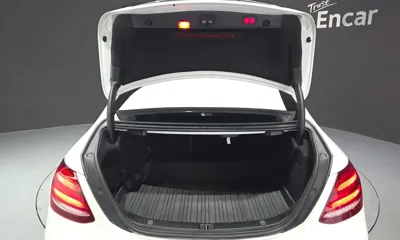 Mercedes-Benz E-Class 2019, 83501 км, за 16783.78 USD - фото 20