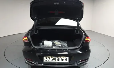 Hyundai Grandeur 2023, 50852 км, за 18175.91 USD - фото 20