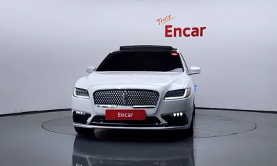 Lincoln Continental 2018, 132132 км, за 9321.26 USD