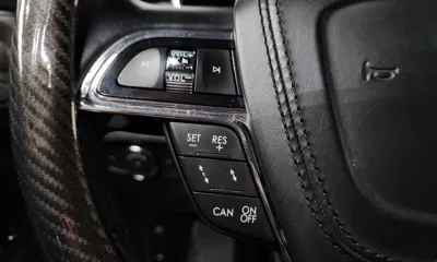 Lincoln Continental 2018, 132132 км, за 9321.26 USD - фото 17