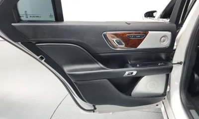 Lincoln Continental 2018, 132132 км, за 9321.26 USD - фото 25