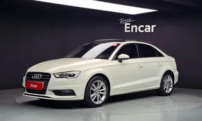 Audi A3 · 2015 год