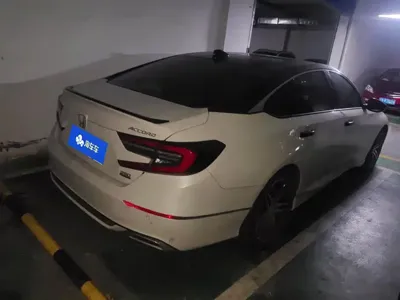 Honda Accord 2022, 22400 км, за 15936.39 USD