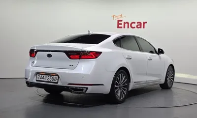 Kia K7 2018, 65823 км, за 9124.33 USD