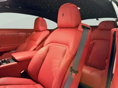 Rolls-Royce Spectre 2025, 12400 км, за 358142.72 USD - фото 17