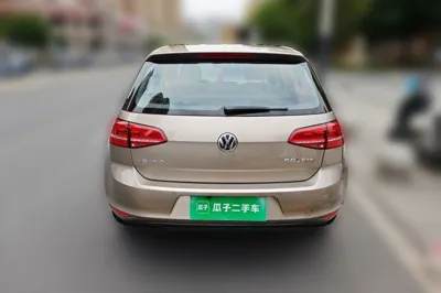 Volkswagen Golf 2014, 99600 км, за 5492 USD
