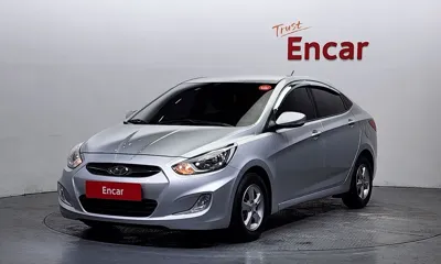 Hyundai Accent · 2012 год