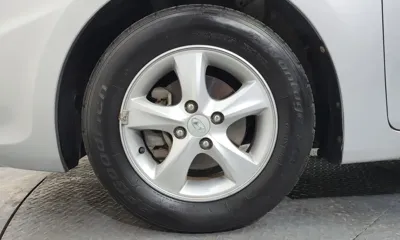 Hyundai Accent 2012, 113121 км, за 2539.56 USD