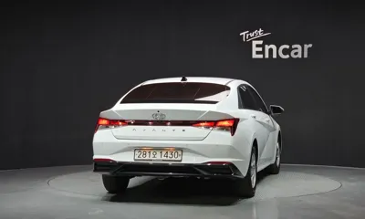 Hyundai Avante 2021, 98435 км, за 9642.15 USD