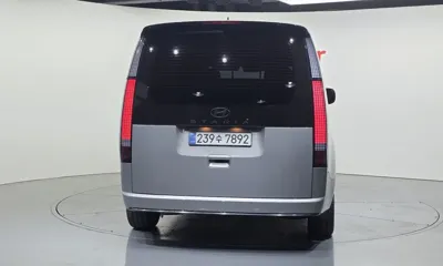 Hyundai Staria 2025, 5844 км, за 21662.07 USD