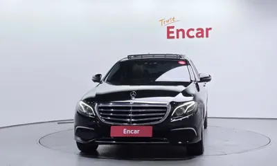Mercedes-Benz E-Class 2019, 67344 км, за 18688.54 USD