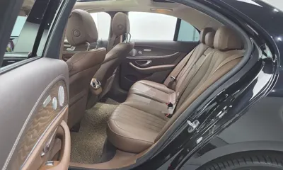 Mercedes-Benz E-Class 2019, 67344 км, за 18688.54 USD - фото 11