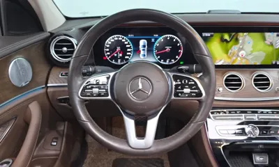 Mercedes-Benz E-Class 2019, 67344 км, за 18688.54 USD - фото 13