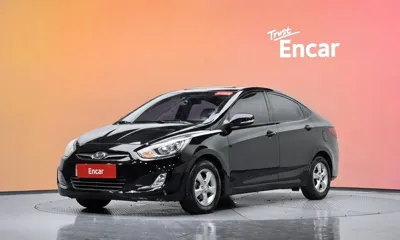 Hyundai Accent · 2012 год