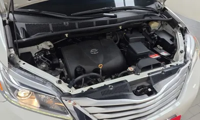 Toyota Sienna 2017, 113490 км, за 11815.68 USD - фото 6