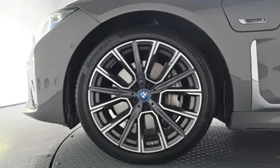 BMW 7-Series 2022, 94116 км, за 36482.1 USD