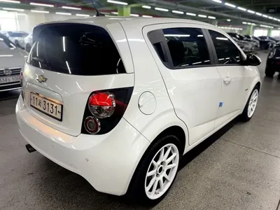ChevroletGMDaewoo Aveo 2015, 77132 км, за 3633.96 USD