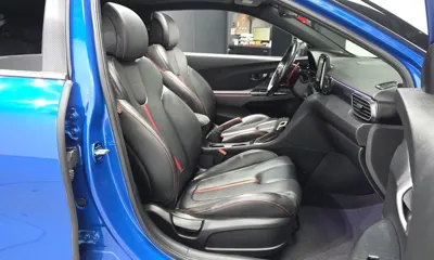 Hyundai Veloster 2018, 41335 км, за 9124.33 USD - фото 11